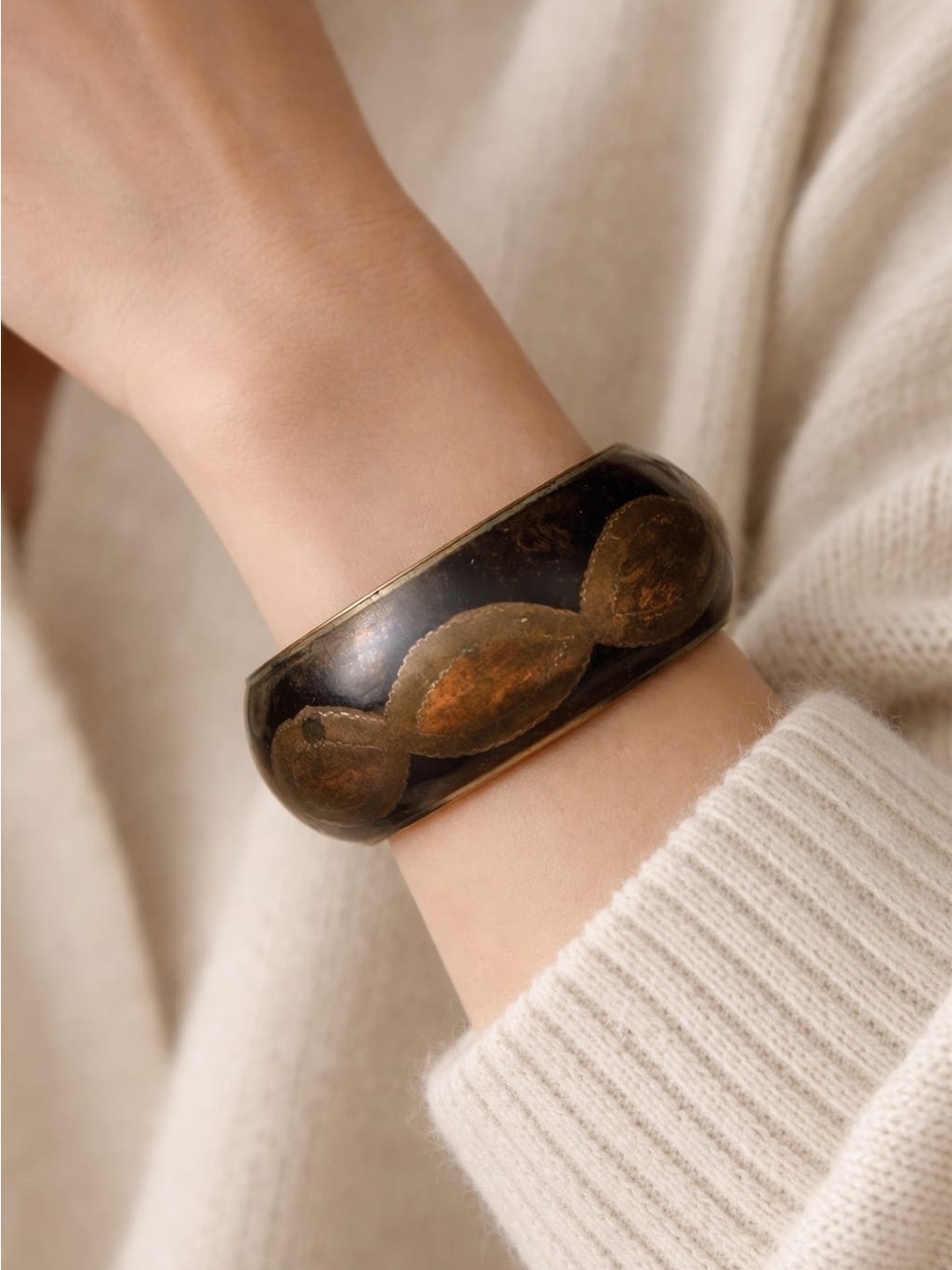Vintage Black Enamel Gold-Tone Bangle Bracelet